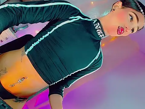 Snapshot of agathaferrer3 chatting on February 9, 5:00 am agathaferrer3 online show from February 9, 5:00 am