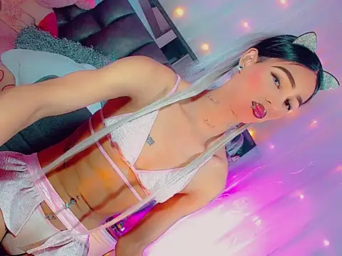 Snapshot of agathaferrer3 chatting on February 11, 7:24 am agathaferrer3 online show from February 11, 7:24 am