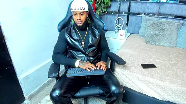 jay jhonson01 online show from March 9, 1:20 am