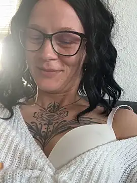 dein traumchen online show from March 26, 8:09 am