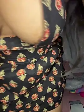 Amaira 69 online show from June 6, 6:01 pm