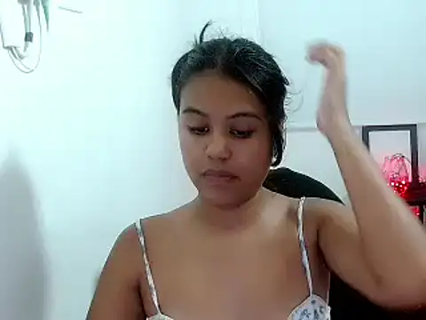 Snapshot of Shawnycarson chatting on June 12, 5:56 pm Shawnycarson online show from June 12, 5:56 pm