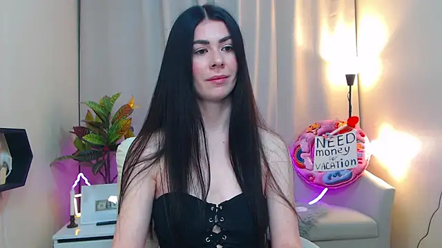 Snapshot of MilaSecret55 chatting on May 30, 6:43 am MilaSecret55 online show from May 30, 6:43 am