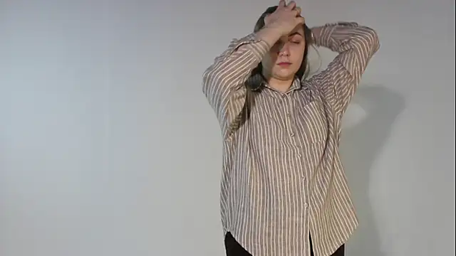 UmbraElaris online show from April 16, 12:06 pm