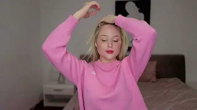 Jessiestar  online show from February 15, 7:32 pm