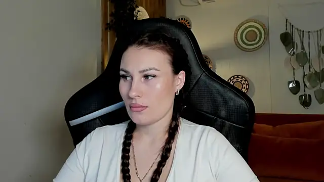 NoraFoxes online show from January 17, 5:34 am