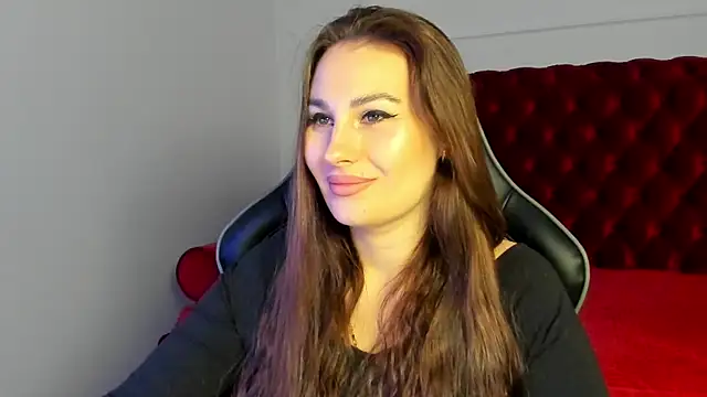 NoraFoxes online show from February 6, 5:23 am