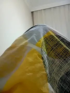 Snapshot of Ogulcan834 chatting on January 17, 4:50 am Ogulcan834 online show from January 17, 4:50 am