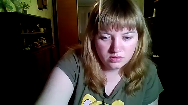 swett girll online show from March 21, 11:30 pm