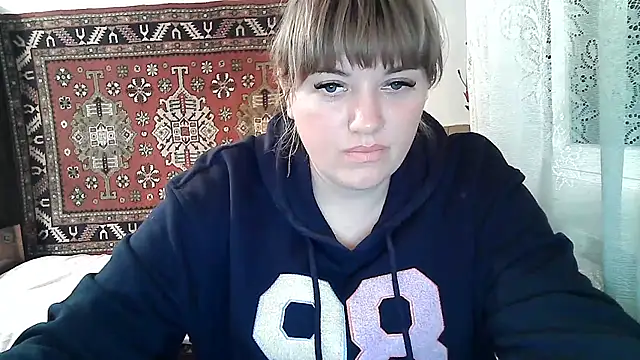 swett girll online show from April 17, 6:55 pm