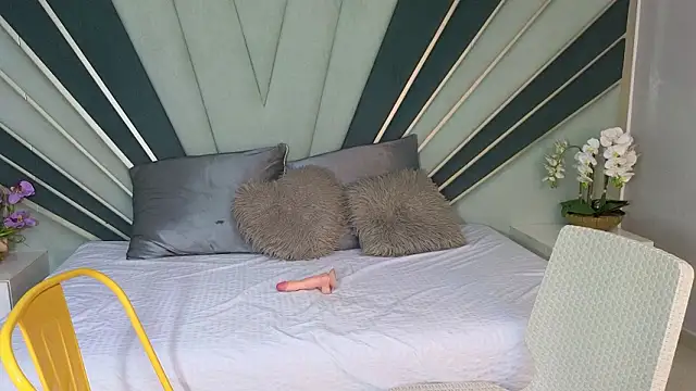 DulceeEsmeralda online show from March 20, 2:11 pm