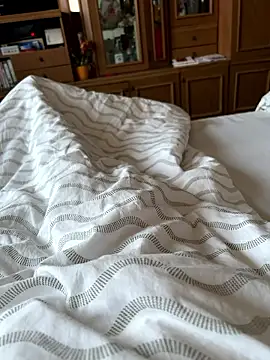 csikar online show from January 11, 6:40 am