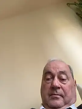 csikar online show from April 3, 10:02 am