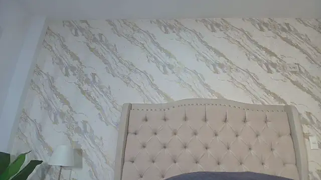 Yuliana-ambell online show from March 13, 7:31 pm