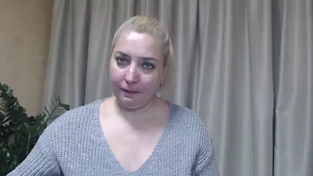 sweetpussy13 online show from October 28, 7:12 am