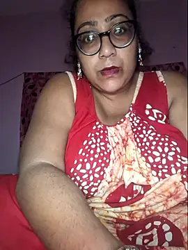 MISTI KOLK online show from July 19, 6:22 pm