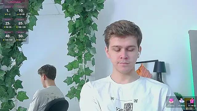 NickJohnas online show from March 4, 3:56 am