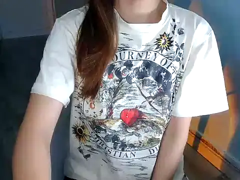 Chichi 86 online show from May 23, 3:38 pm