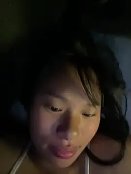 Snapshot of Nika-be chatting on May 14, 11:44 pm Nika-be online show from May 14, 11:44 pm