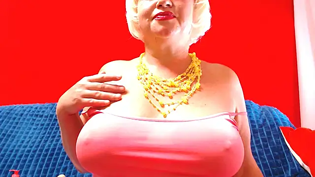 NaughtyMILF4UX online show from July 25, 3:26 am