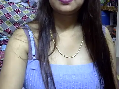 hot-riyaaa online show from May 8, 12:32 pm