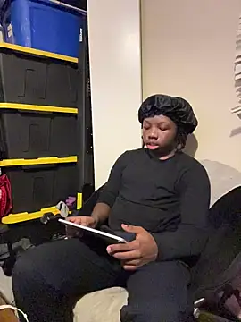 YourLittleBoyfriend online show from February 24, 1:47 am