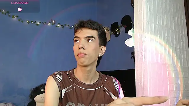 Juan Gomezz26 online show from August 3, 10:57 pm