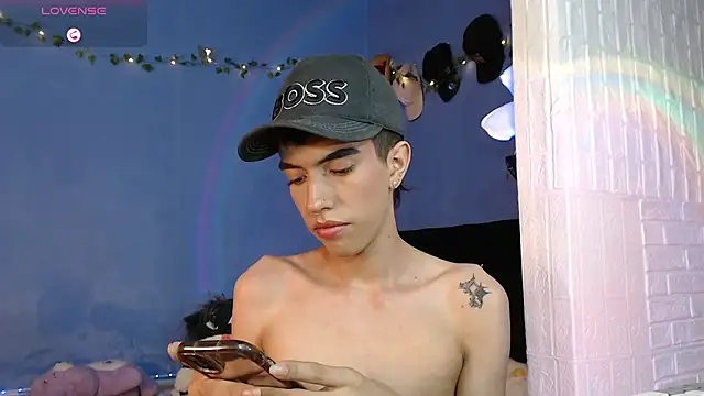 Juan Gomezz26 online show from August 5, 11:17 pm