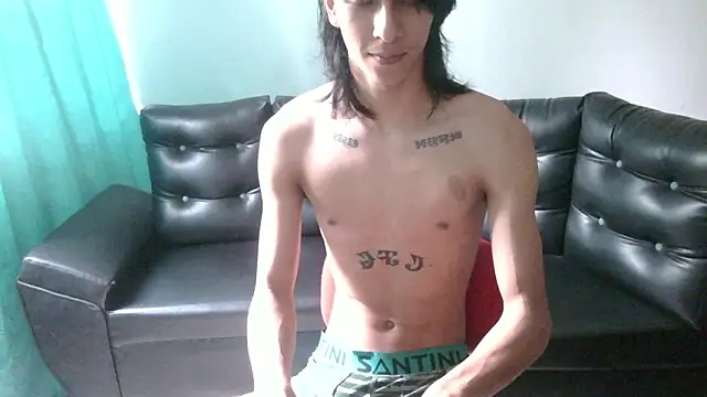 Snapshot of SebasT-sex chatting on February 24, 5:55 pm SebasT-sex online show from February 24, 5:55 pm