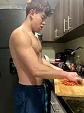 Snapshot of maxxcooper1 chatting on December 19, 11:12 pm maxxcooper1 online show from December 19, 11:12 pm