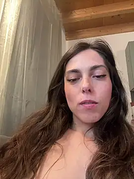YourSlutQueen online show from April 28, 10:20 am