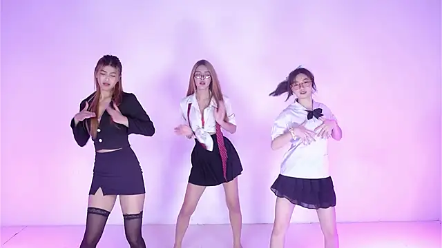 G-Velvet online show from April 19, 4:39 pm