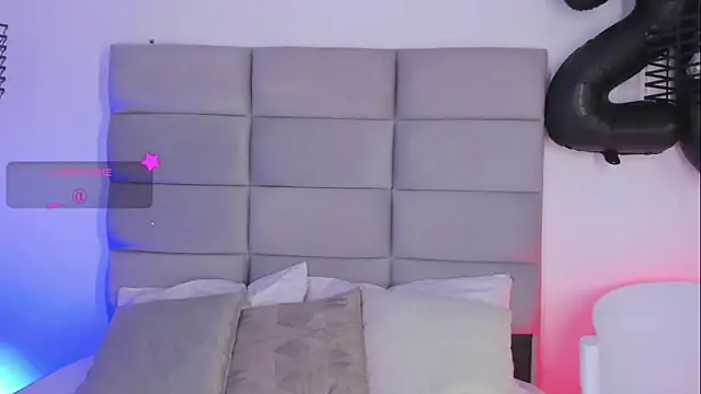 JoshClaarktt online show from April 9, 4:12 am