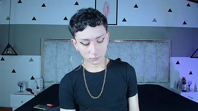 JiangShy666 online show from March 27, 11:32 am