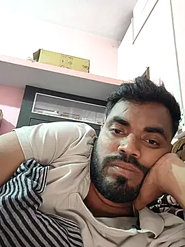 varshathakur56 online show from February 14, 4:04 pm