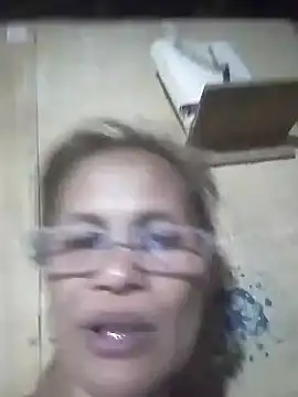 Petite elise online show from January 17, 2:11 pm