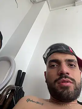 jamess 0 online show from July 17, 6:46 pm
