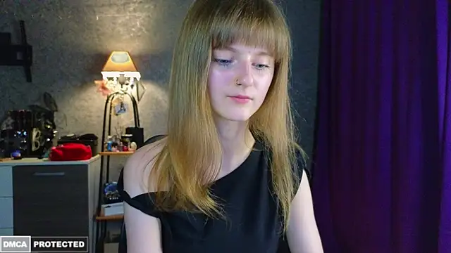 Miss Alisa  online show from July 5, 7:54 pm