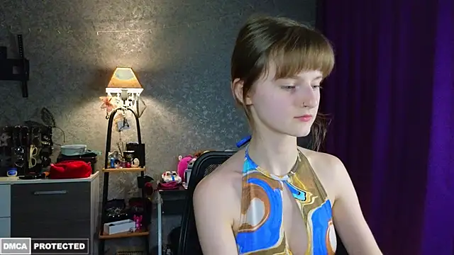Miss Alisa  online show from July 10, 8:00 pm
