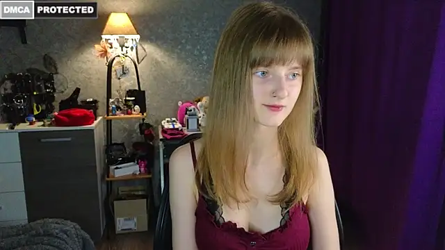 Miss Alisa  online show from July 23, 9:35 pm