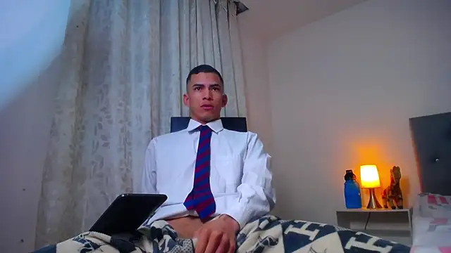 TOMBOYSEXX online show from April 21, 11:16 am