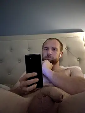 SparkledExtern online show from April 18, 1:37 pm