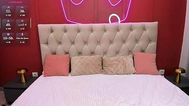 Emily Magnificent online show from July 4, 1:34 am