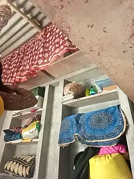 Shreya pandit online show from April 8, 4:56 am