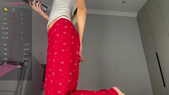 Yuakiss online show from February 17, 11:40 am