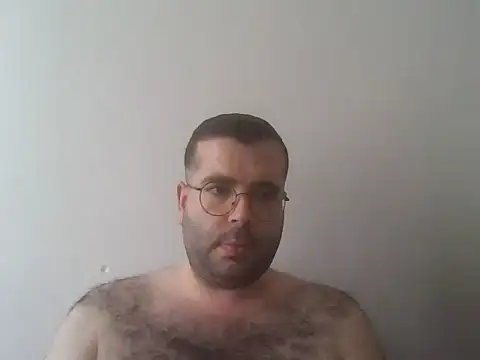 kkadam1 online show from April 17, 5:32 am