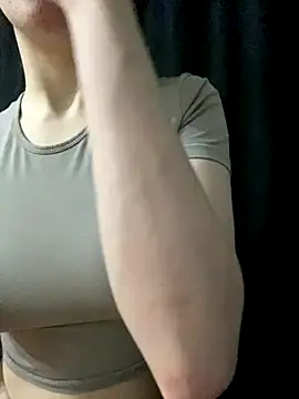 shrie beverly0000 online show from December 16, 9:53 pm