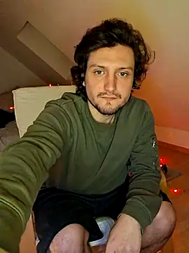 Ghost Pie online show from December 18, 8:48 pm