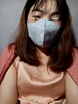 May-Ne online show from December 21, 3:08 pm