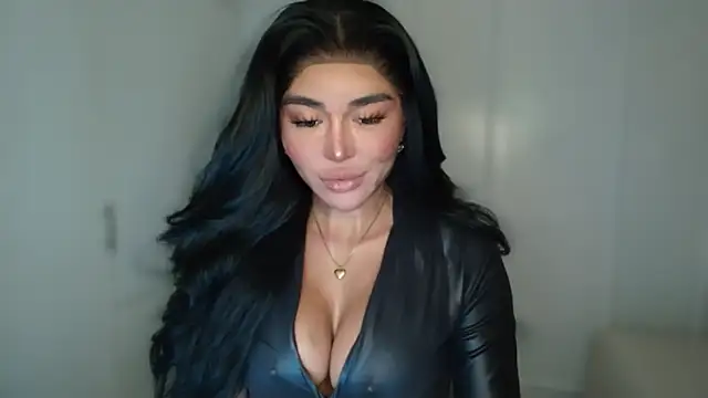 mxshemale ladyboy online show from January 27, 8:39 pm